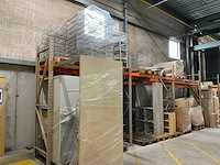 Partij diverse winkelinventaris en draadmanden - afbeelding 19 van  20