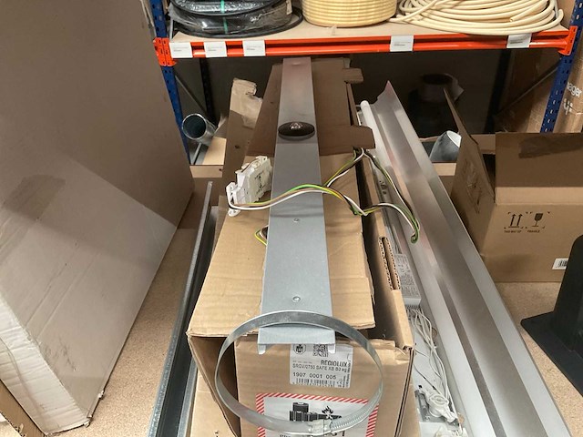 Partij diverse winkelverlichting - afbeelding 6 van  6