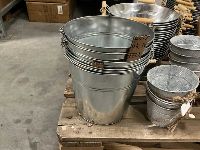 Partij diverse zinc buckets (260x) - afbeelding 2 van  12