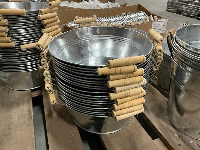 Partij diverse zinc buckets (260x) - afbeelding 4 van  12