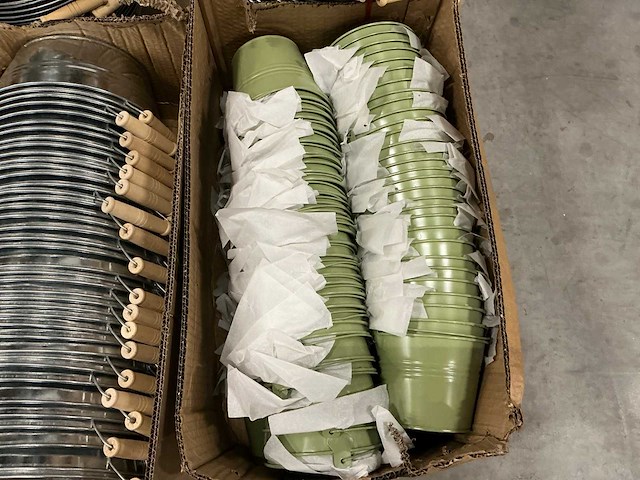 Partij diverse zinc buckets (260x) - afbeelding 8 van  12