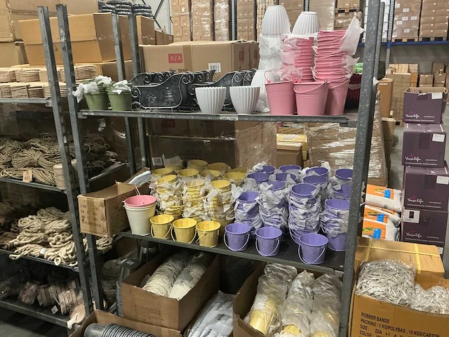 Partij diverse zinc buckets/overige (1505x) - afbeelding 1 van  19