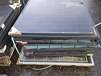 Partij diverse zonnepanelen op 5x pallet - afbeelding 9 van  11