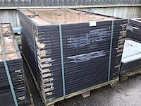 Partij diverse zonnepanelen op 6x pallet - afbeelding 4 van  8