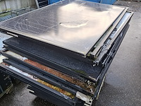 Partij diverse zonnepanelen op 6x pallet - afbeelding 7 van  8