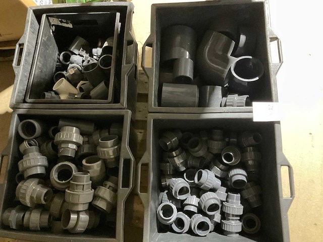 Partij diverse zwembad installatiemateriaal - afbeelding 3 van  4