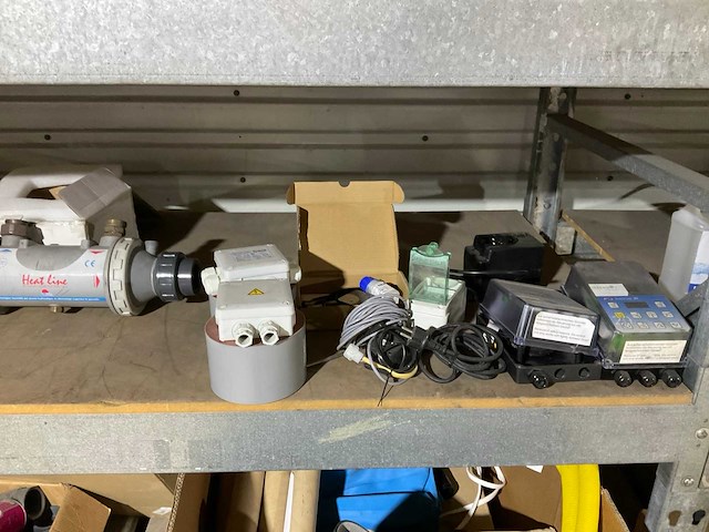 Partij diverse zwembad onderdelen - afbeelding 3 van  7