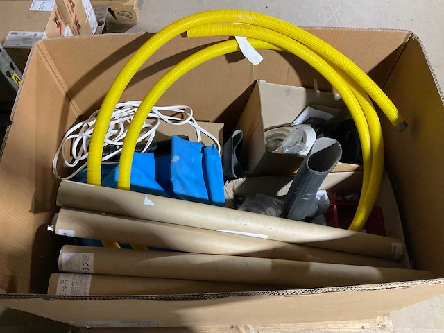 Partij diverse zwembad onderdelen - afbeelding 2 van  5