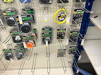Partij diverse zwembad&tuinmachine accessoires (102x) - afbeelding 7 van  11