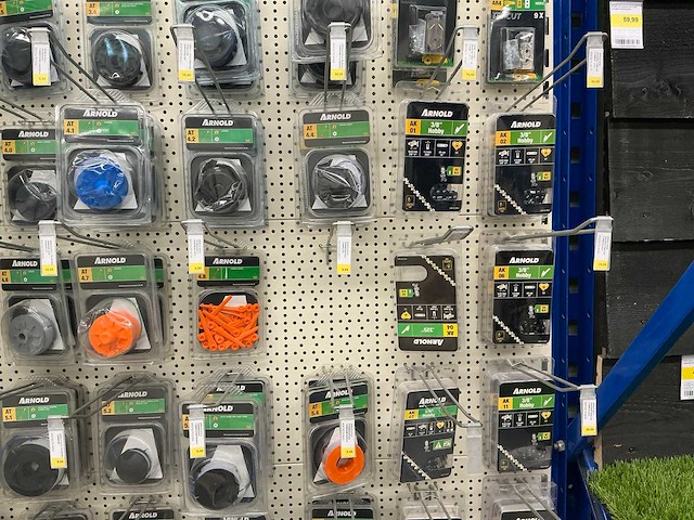 Partij diverse zwembad&tuinmachine accessoires (102x) - afbeelding 4 van  11