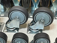 Partij diverse zwenk- en bokwielen (42x) - afbeelding 8 van  11