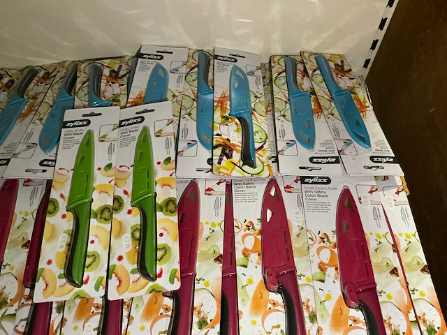 Partij diverse zyliss messen (184x) - afbeelding 4 van  6