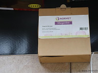 Partij diversen bestaande uit o.a. agrivet vliegenlint, led hangende kerstboom & verwarmde bureaulegger - afbeelding 2 van  8