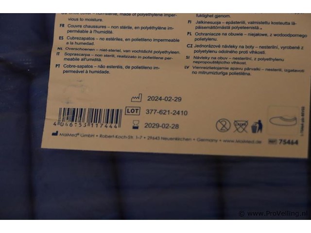 Partij diversen bestaande uit o.a. cmt schort met mouwen 629014 & acrylastic klevend windsel - afbeelding 4 van  6