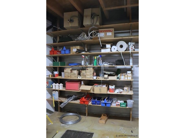 Partij diversen bestaande uit o.a. coroplast awx celband 9 x 4 mm, verzinkt staaldraad & draadnagels - afbeelding 1 van  16