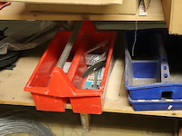 Partij diversen bestaande uit o.a. coroplast awx celband 9 x 4 mm, verzinkt staaldraad & draadnagels - afbeelding 10 van  16