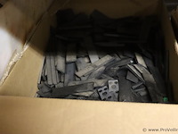 Partij diversen bestaande uit o.a. coroplast awx celband 9 x 4 mm, verzinkt staaldraad & draadnagels - afbeelding 12 van  16