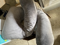 Partij diversen, bestaande uit o.a. koelkast, bureaustoel en gereedschapskisten - afbeelding 2 van  13