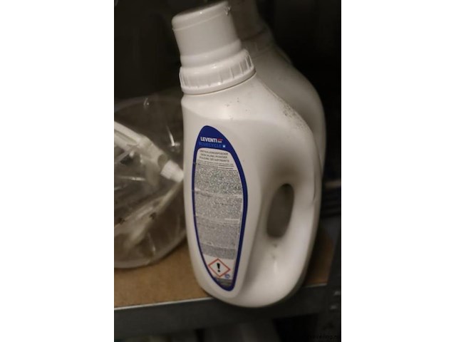 Partij diversen bestaande uit o.a. rhima pro wash naglansmiddel voor vaatwasmachines rinse 41000006 & leventi ontkalkingspoeder - afbeelding 6 van  7