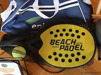 Partij diversen bestaande uit o.a. schildersezel, sporttas, draadmand & plantengieter - afbeelding 2 van  7