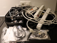 Partij diversen bestaande uit o.a. stekkerdozen & aansluitsnoeren - afbeelding 1 van  6