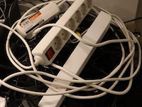 Partij diversen bestaande uit o.a. stekkerdozen & aansluitsnoeren - afbeelding 3 van  6