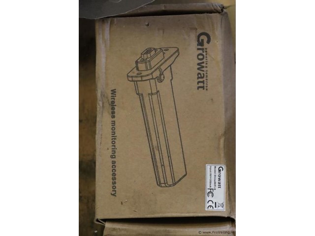 Partij diversen bestaande uit o.a. touw, ijzerdraad, draadeinden & growatt wireless monitoring - afbeelding 2 van  11