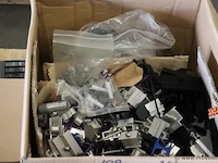 Partij diversen bestaande uit o.a. touw, ijzerdraad, draadeinden & growatt wireless monitoring - afbeelding 5 van  11