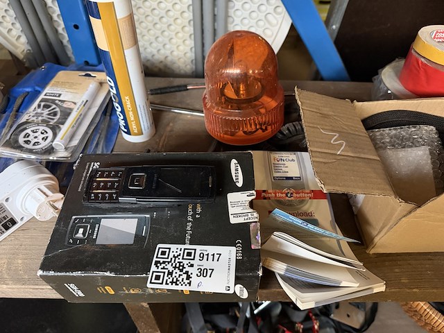 Partij diversen exclusief kast w.o. hp, samsung - afbeelding 7 van  13