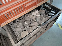 Partij diversen in 6x rolcontainer - afbeelding 3 van  28