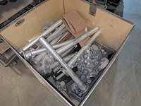 Partij diversen in 6x rolcontainer - afbeelding 13 van  28
