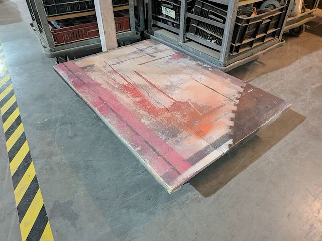 Partij diversen in 6x rolcontainer - afbeelding 21 van  28