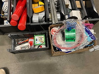 Partij diversen in meeneembak - afbeelding 5 van  5