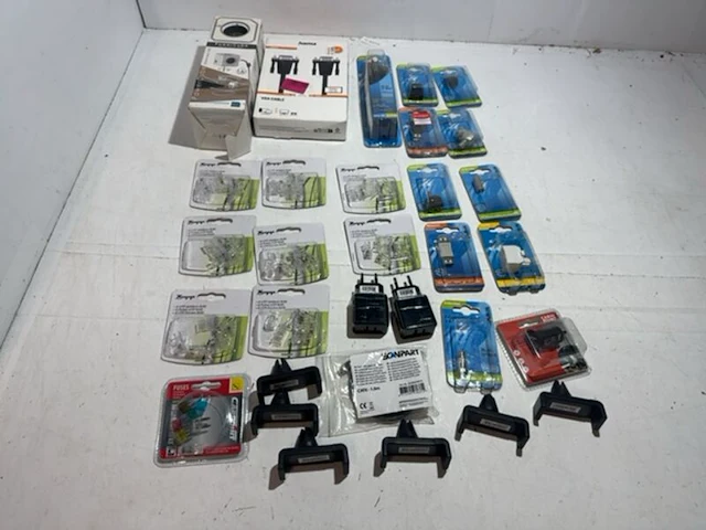 Partij diversen, kopp, scanpart, hama, powercube - afbeelding 1 van  7