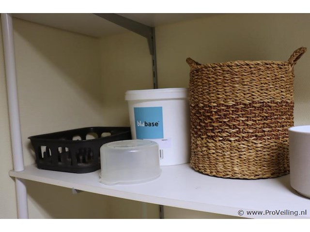 Partij diversen o.a. afvalemmers, rieten mand, schalen & bestekbak - afbeelding 5 van  5