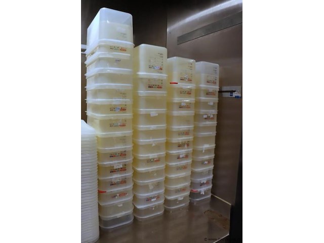 Partij diversen o.a. araven gn voorraadbakken & maatbekers - afbeelding 1 van  6