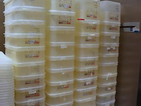 Partij diversen o.a. araven gn voorraadbakken & maatbekers - afbeelding 1 van  6