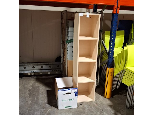 Partij diversen, o.a. cambro - afbeelding 1 van  7