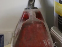 Partij diversen o.a. excluton sierzand, speciekuip, jerrycans, metselmortel & plantengieter - afbeelding 6 van  14