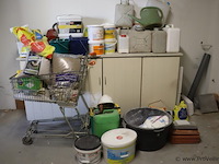 Partij diversen o.a. excluton sierzand, speciekuip, jerrycans, metselmortel & plantengieter - afbeelding 1 van  14