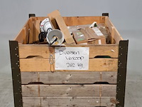 Partij diversen, o.a. fluke - afbeelding 1 van  8
