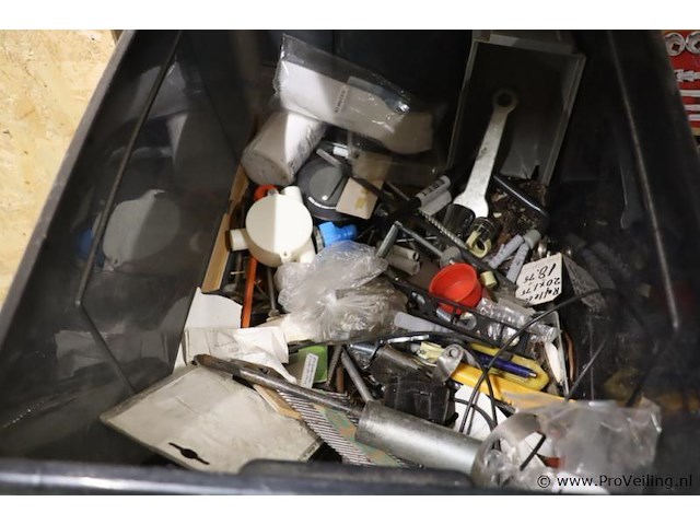 Partij diversen o.a. handgereedschap & bevestigingsmaterialen - afbeelding 5 van  6