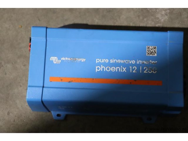 Partij diversen o.a. koelventilatoren & victron energy pure sinewave inverter - afbeelding 7 van  10