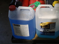 Partij diversen o.a. kroon oil coolannt sp 15+, nielsen glue remover & koelvloeistof - afbeelding 2 van  9