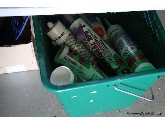 Partij diversen o.a. metzger snelcement, toupret stopverf, multicleaner, ammoniak oplossing, easy-wax r & bostik zwaluw beglazingskit hybriseal 2ps - afbeelding 8 van  16