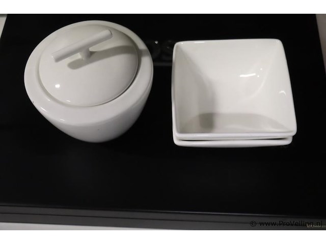 Partij diversen o.a. nestle nescafé opbergdoos voor koffiezakjes, wijnglazen & suikerpotje - afbeelding 2 van  5