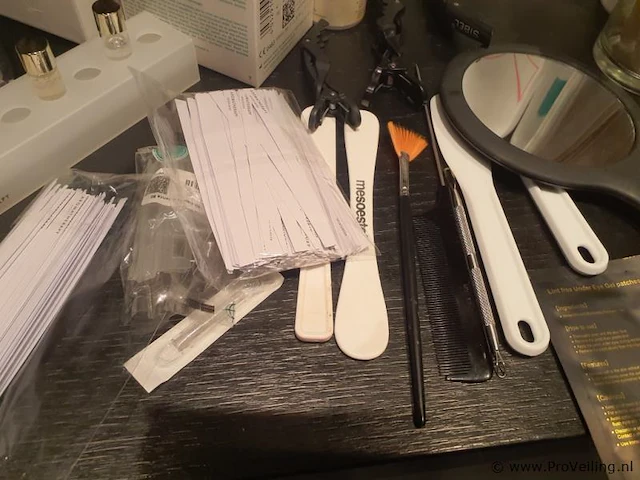 Partij diversen o.a. plastic handschoenen & lycon aloë vera soothing gel - afbeelding 3 van  6