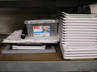 Partij diversen o.a. serveer dienbladen, borden & kassarollen - afbeelding 4 van  7