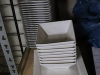 Partij diversen o.a. serveerborden & kommen - afbeelding 2 van  4