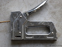 Partij diversen o.a. stanley rolmaat, nietmachine & tangen - afbeelding 2 van  6